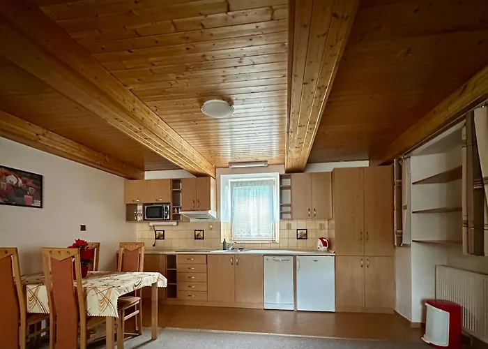 Uprostred Evropy Apartment *